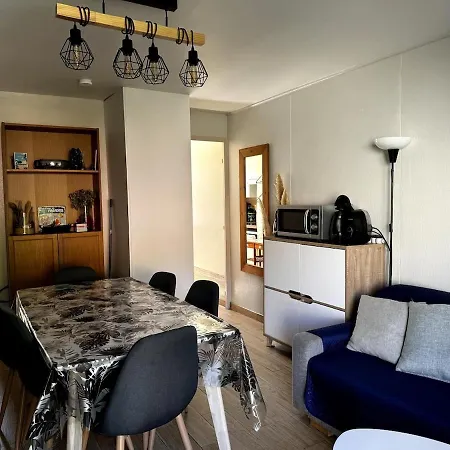 Holiday home Pavillon Au Calme Avec Velos *
