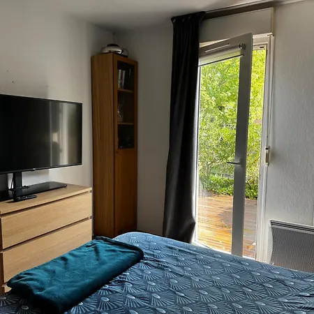 펜션 Maisonnette Au Calme, T3, 6 Pers Avec Piscine Et Wifi Privee Proche Et Ocean *