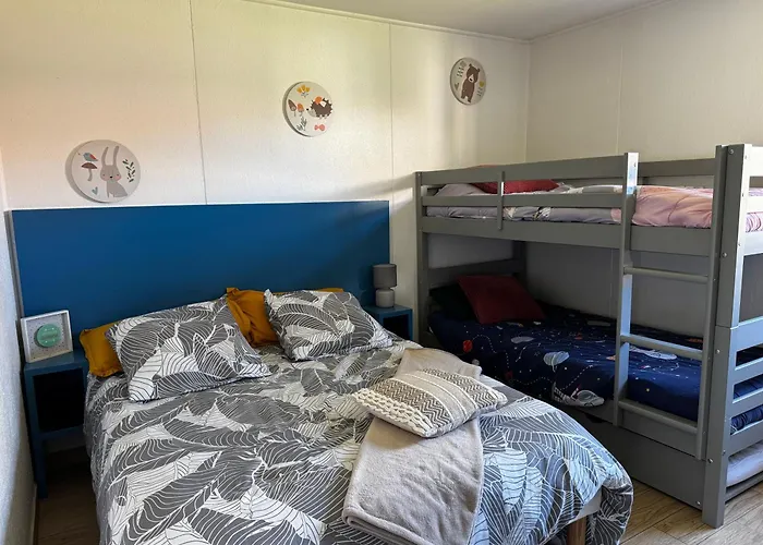 Maisonnette Au Calme, T3, 6 Pers Avec Piscine Et Wifi Privee Proche Et Ocean Tatil Evi
